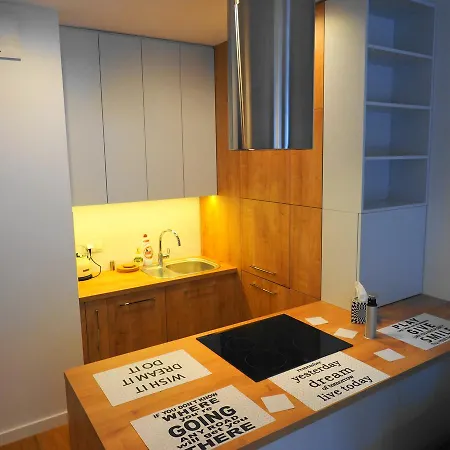 Magazynowa Airport Apartment Warsaw